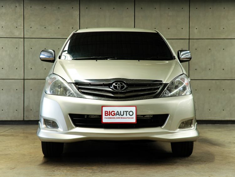 Toyota Innova 2010 2.0 V Utility-car เบนซิน LPG เกียร์อัตโนมัติ บรอนซ์เงิน รูปที่ 3