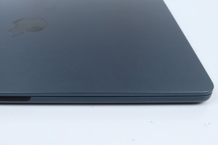 MacBook Air M3 13" 8.256GB  รูปที่ 8