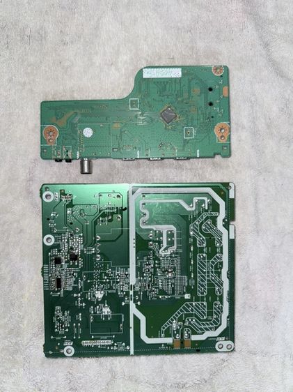เมนบอร์ด และเพาเวอร์ซัพพลายทีวี SHARP รูปที่ 2
