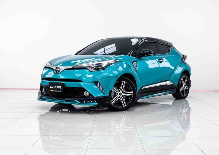 รถ Toyota C-HR 1.8 Hybrid Hi สี เขียว