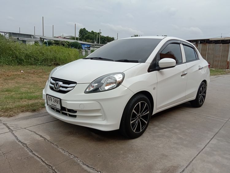 Honda Brio 2014 1.2 Amaze SV Sedan เบนซิน ไม่ติดแก๊ส เกียร์อัตโนมัติ ขาว รูปที่ 4