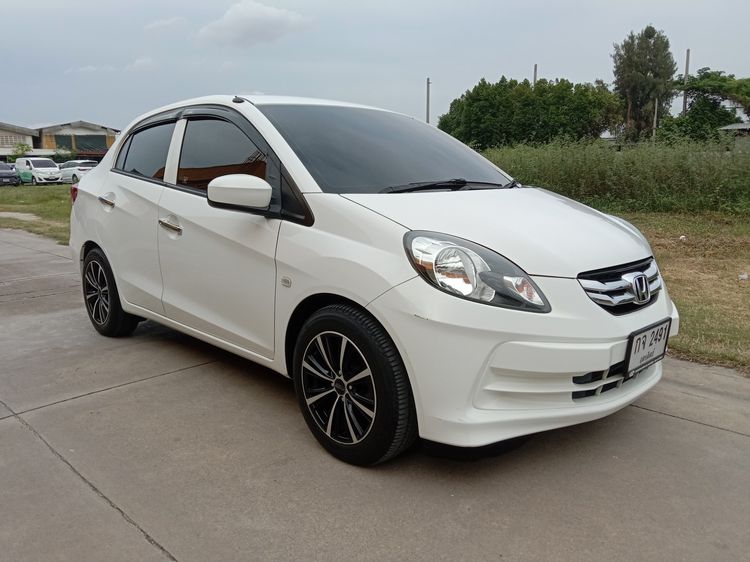 Honda Brio 2014 1.2 Amaze SV Sedan เบนซิน ไม่ติดแก๊ส เกียร์อัตโนมัติ ขาว รูปที่ 3