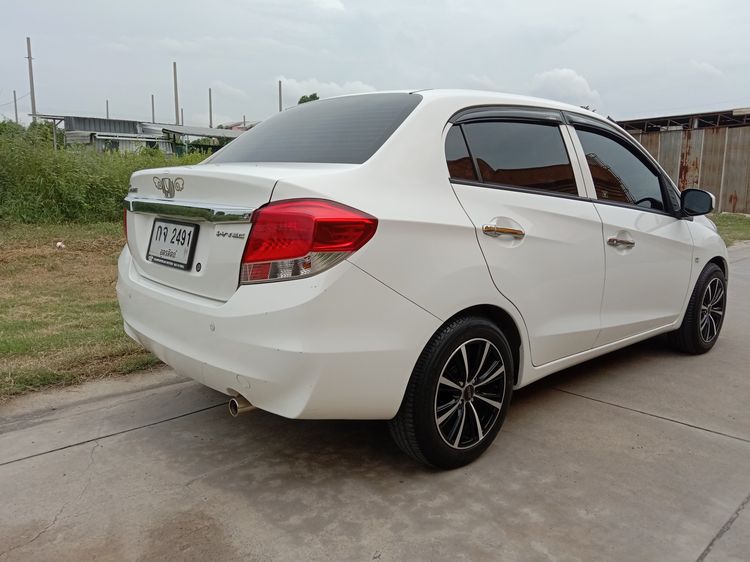 Honda Brio 2014 1.2 Amaze SV Sedan เบนซิน ไม่ติดแก๊ส เกียร์อัตโนมัติ ขาว รูปที่ 2