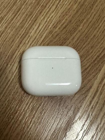 เคสชาร์จ AirPods 3 ไม่มีตัวหูฟัง