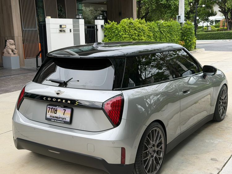 Mini Hatch Cooper 2025 SE Sedan ไฟฟ้า ไม่ติดแก๊ส เกียร์อัตโนมัติ เทา รูปที่ 3