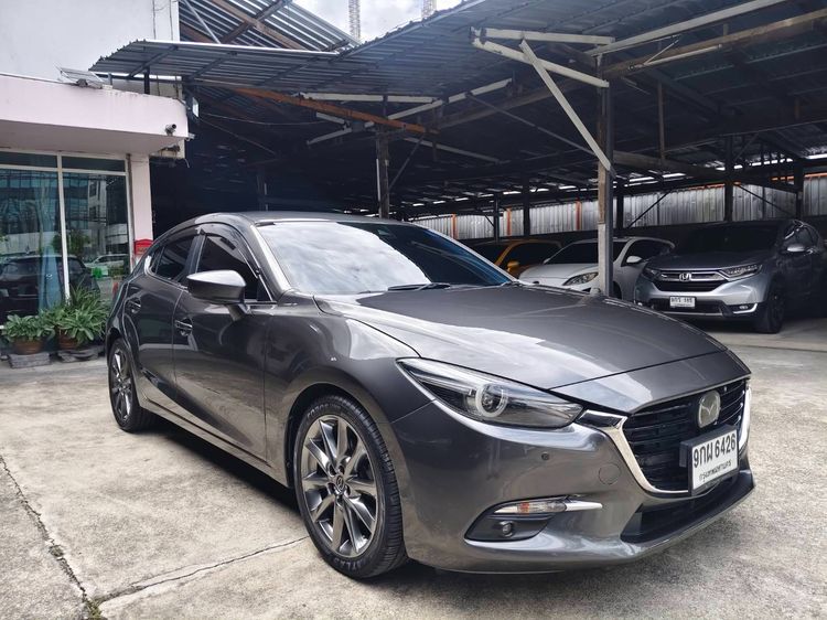 รถ Mazda Mazda3 2.0 SP Sports สี เทา