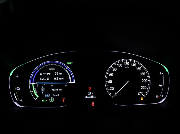 Honda Accord 2021 2.0 e:HEV Tech Sedan ไฮบริด ไม่ติดแก๊ส เกียร์อัตโนมัติ ขาว รูปที่ 4