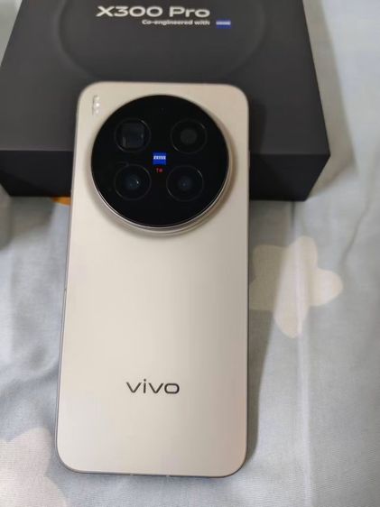 อื่นๆ 512 GB Vivo X300 Pro สีน้ำตาล 512GB RAM 16GB  