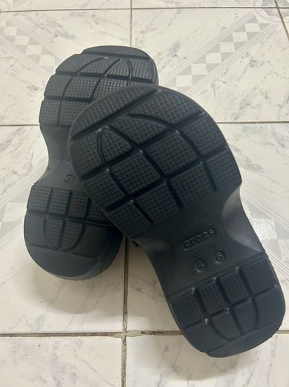 Crocs Stomp Lined Clog มือสองสภาพใหม่ ของแท้ ไซซ์ M4/W6 สีดำ รูปที่ 6