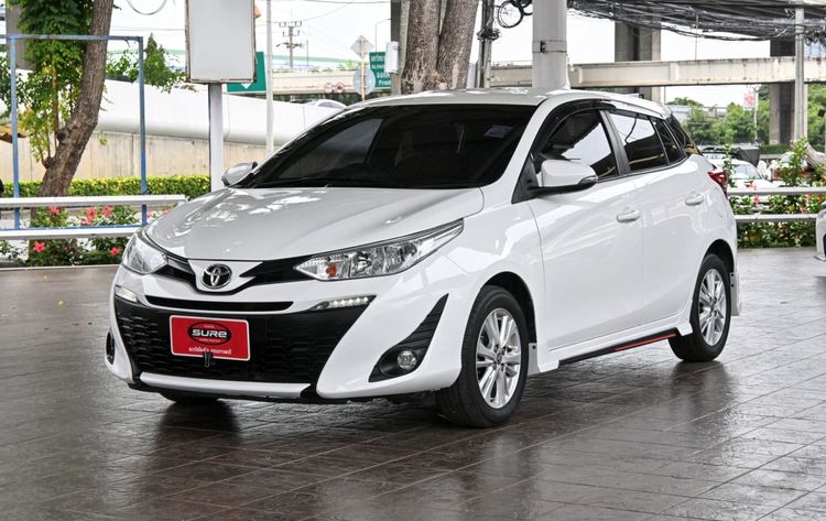 Toyota Yaris 2018 1.2 E Sedan เบนซิน ไม่ติดแก๊ส เกียร์อัตโนมัติ ขาว