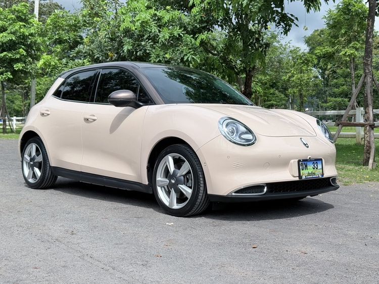 GWM ORA Good Cat 2022 500KM ULTRA Sedan ไฟฟ้า เกียร์อัตโนมัติ ครีม รูปที่ 2
