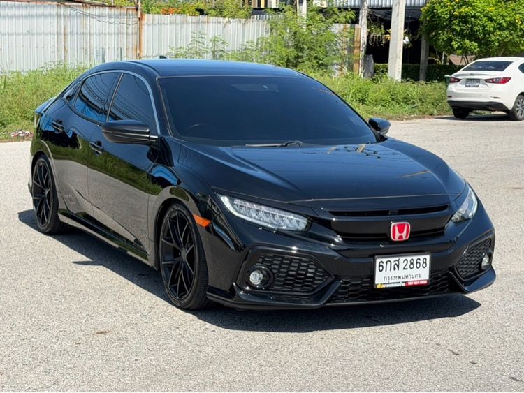Honda Civic 2017 1.5 Turbo Sedan เบนซิน ไม่ติดแก๊ส เกียร์ธรรมดา ดำ รูปที่ 2