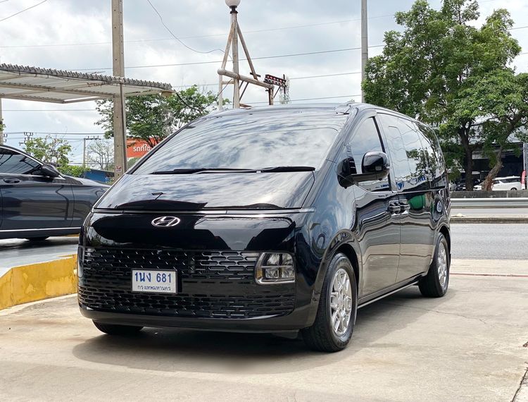 Hyundai Staria 2022 2.2 S Van ดีเซล ไม่ติดแก๊ส เกียร์อัตโนมัติ ดำ รูปที่ 3