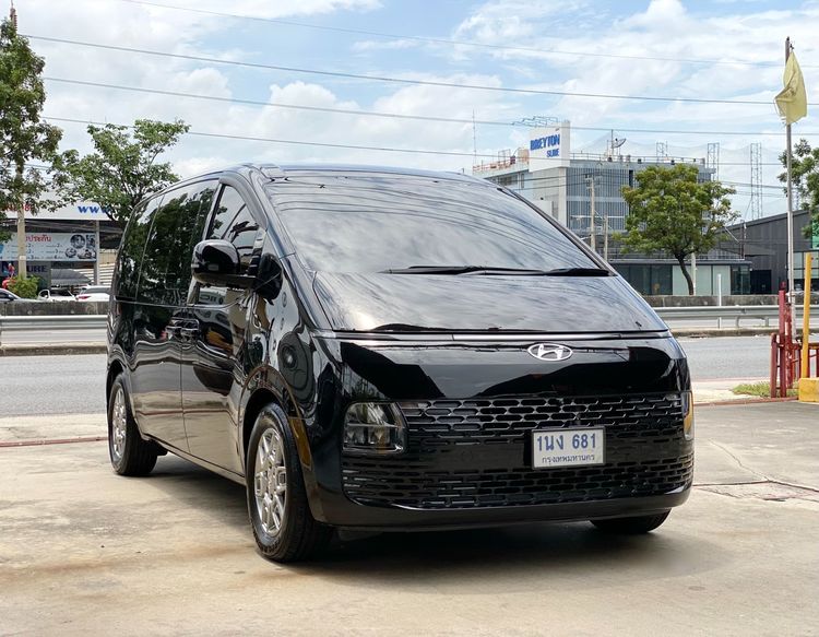 Hyundai Staria 2022 2.2 S Van ดีเซล ไม่ติดแก๊ส เกียร์อัตโนมัติ ดำ รูปที่ 1