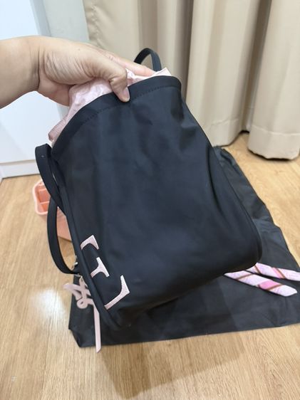 MERGE A Day Bag Medium Pink Beat กระเป๋า Tote สีดำ-ชมพู พร้อม Organizer รูปที่ 5