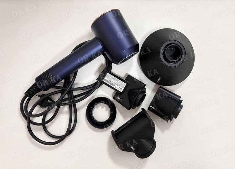 เครื่องเป่าผม Dyson Supersonic™ (สีปรัสเซียนบลู/ริชคอปเปอร์)