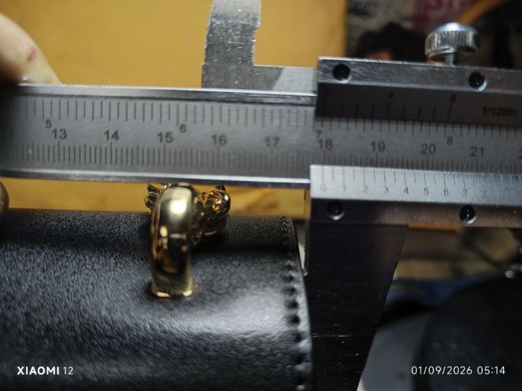 กระเป๋า CHARLES & KEITH ของแท้100%ซื้อที่ช๊อปไทย รุ่นQuilted Push-Lock Shoulder Bag รูปที่ 16