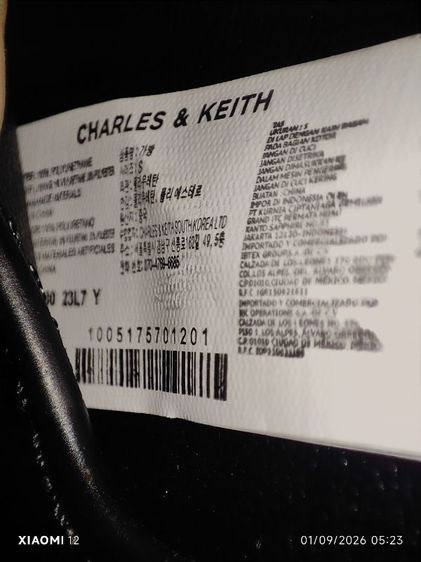 กระเป๋า CHARLES & KEITH ของแท้100%ซื้อที่ช๊อปไทย รุ่นQuilted Push-Lock Shoulder Bag รูปที่ 11