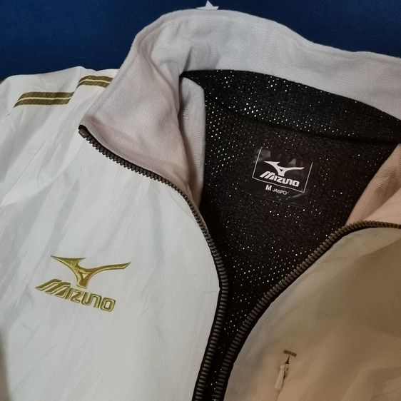 🌀​ แจ็คเก็ต Mizuno "Breath Thermo" เทคโนโลยีเก็บความอุ่น 🔥​ รูปที่ 6