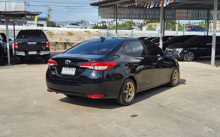 Toyota Yaris 2020 1.2 Entry Sedan เบนซิน ไม่ติดแก๊ส เกียร์อัตโนมัติ ดำ รูปที่ 4