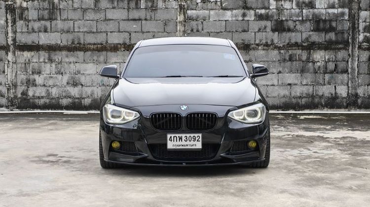 รถ BMW Series 1 116i สี ดำ