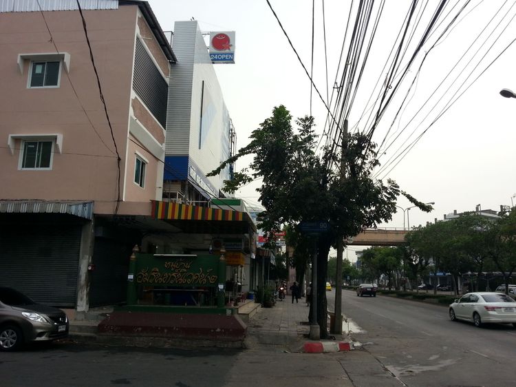ให้เช่าตึก เฉพาะ ชั้น 2 และ ชั้น 3 แถวนวมินทร์ 90 ทำเลดีมาก อยู่ติดถนนใหญ่  รูปที่ 3