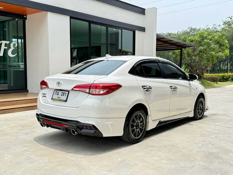 Toyota Yaris ATIV 2021 1.2 Entry Sedan เบนซิน ไม่ติดแก๊ส เกียร์อัตโนมัติ ขาว รูปที่ 4