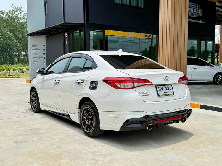Toyota Yaris ATIV 2021 1.2 Entry Sedan เบนซิน ไม่ติดแก๊ส เกียร์อัตโนมัติ ขาว รูปที่ 2