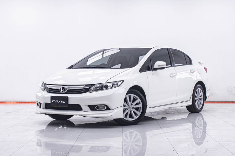 รถ Honda Civic 1.8 E i-VTEC สี ขาว