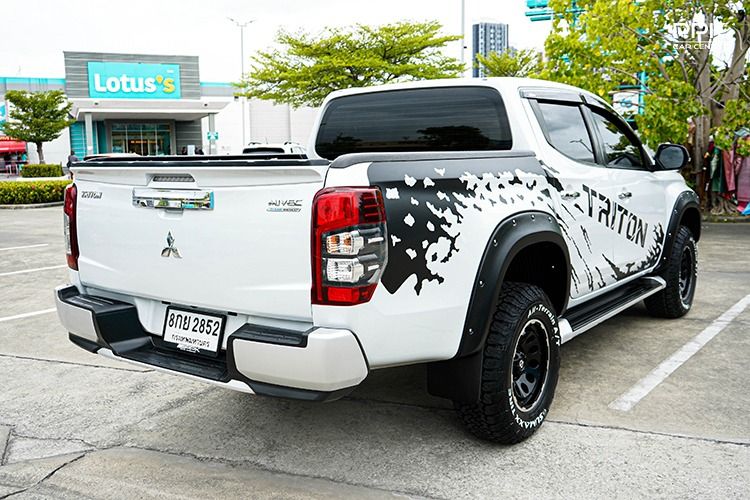 Mitsubishi Triton 2019 2.4 GLS Plus Pickup ดีเซล ไม่ติดแก๊ส เกียร์ธรรมดา ขาว รูปที่ 4