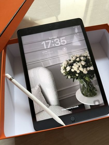 🔥 iPad 9th Gen 64GB + Apple Pencil สภาพใหม่มาก | 5,000 บาท