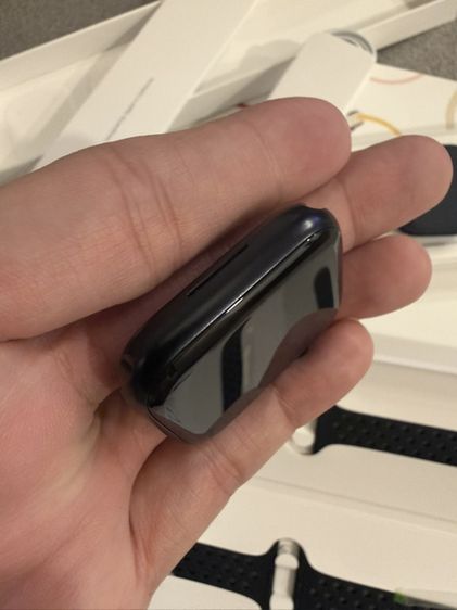 Apple Watch 8 ขนาด 45mm. สีดำ วัสดุ Aluminum Ceramic Case พร้อมสายNike Sport Band รูปที่ 7
