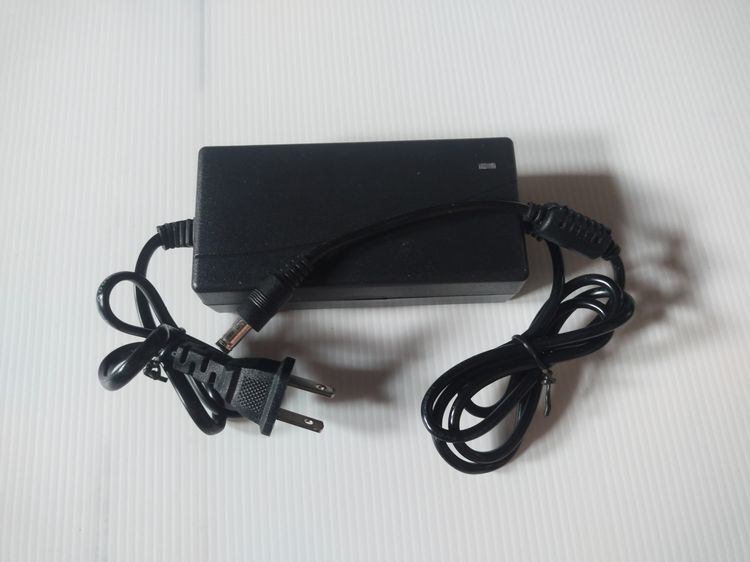 มือสอง สภาพดี Adapter 12v 24v 5a หม้อแปลง ใช้ต่อลำโพง หรือ ขาร์จไฟที่รองรับ อุปกรณ์ต่างๆ  5.5x2.1mm 12v5a  AC DC อะแดปเตอร์จ่ายไฟฟ้า รูปที่ 3