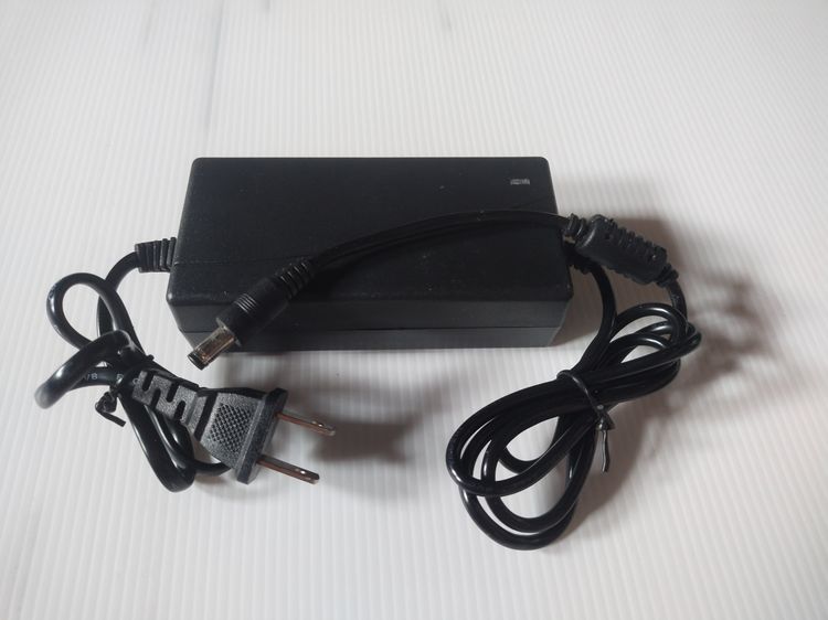 มือสอง สภาพดี Adapter 12v 24v 5a หม้อแปลง ใช้ต่อลำโพง หรือ ขาร์จไฟที่รองรับ อุปกรณ์ต่างๆ  5.5x2.1mm 12v5a  AC DC อะแดปเตอร์จ่ายไฟฟ้า รูปที่ 5