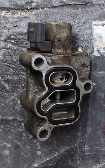 ขาย VTEC Solenoid Spool Valve Honda Jazz GE (มือสอง)