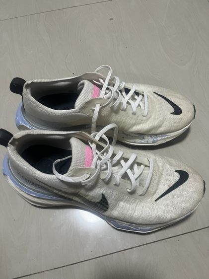 รองเท้าวิ่ง nike