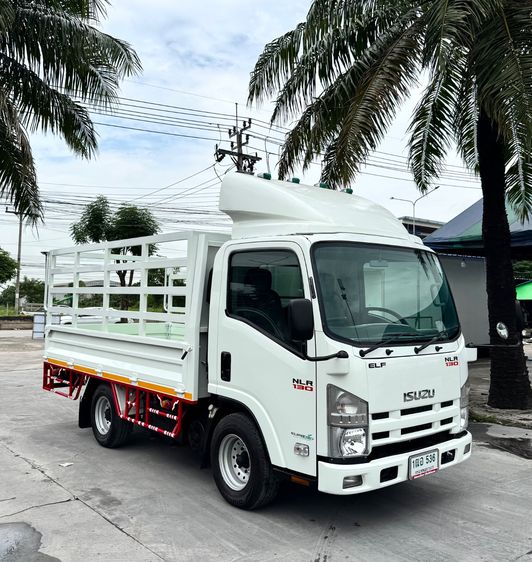 รถ ISUZU NLR 130 แรง ปี 2560 รถห้างแท้ (4 ล้อไม่ติดเวลา) รถสวย มือเดียว กะบะคอกสูง ยาว 3.50 ม. กว้าง1.80 ม รูปที่ 2