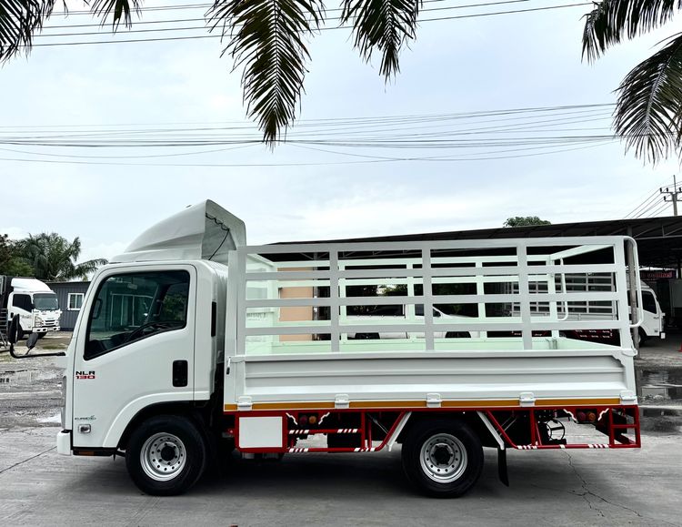 รถ ISUZU NLR 130 แรง ปี 2560 รถห้างแท้ (4 ล้อไม่ติดเวลา) รถสวย มือเดียว กะบะคอกสูง ยาว 3.50 ม. กว้าง1.80 ม รูปที่ 11