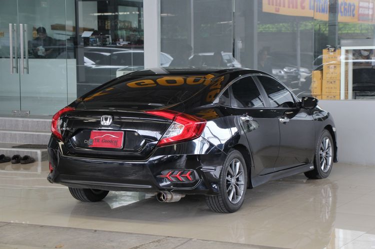 Honda Civic 2017 1.8 EL i-VTEC Sedan เบนซิน ไม่ติดแก๊ส เกียร์อัตโนมัติ ดำ รูปที่ 2