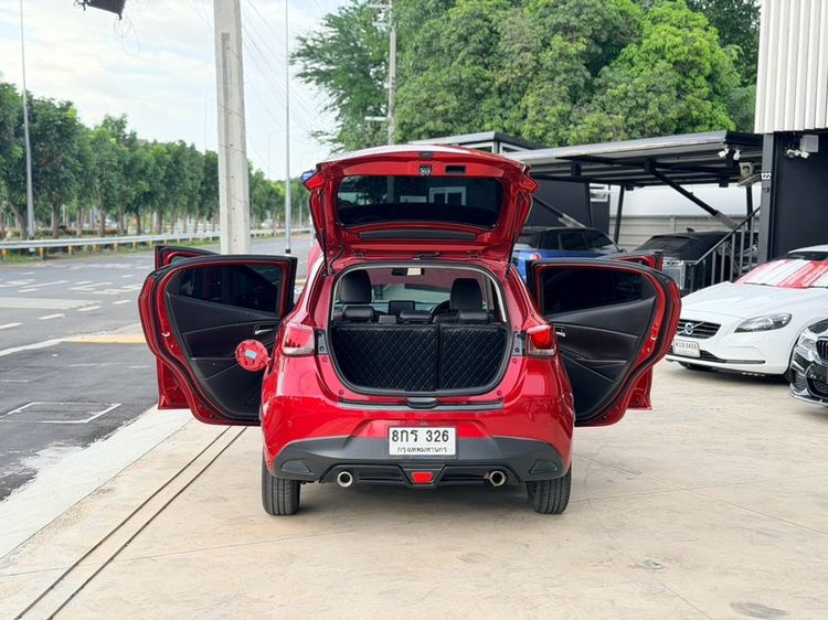 รถ Mazda Mazda 2 1.5 XD Sport High Plus L สี แดง