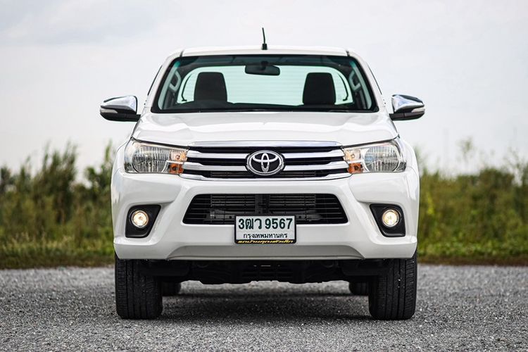 รถ Toyota Hilux Revo 2.4 G Prerunner สี ขาว