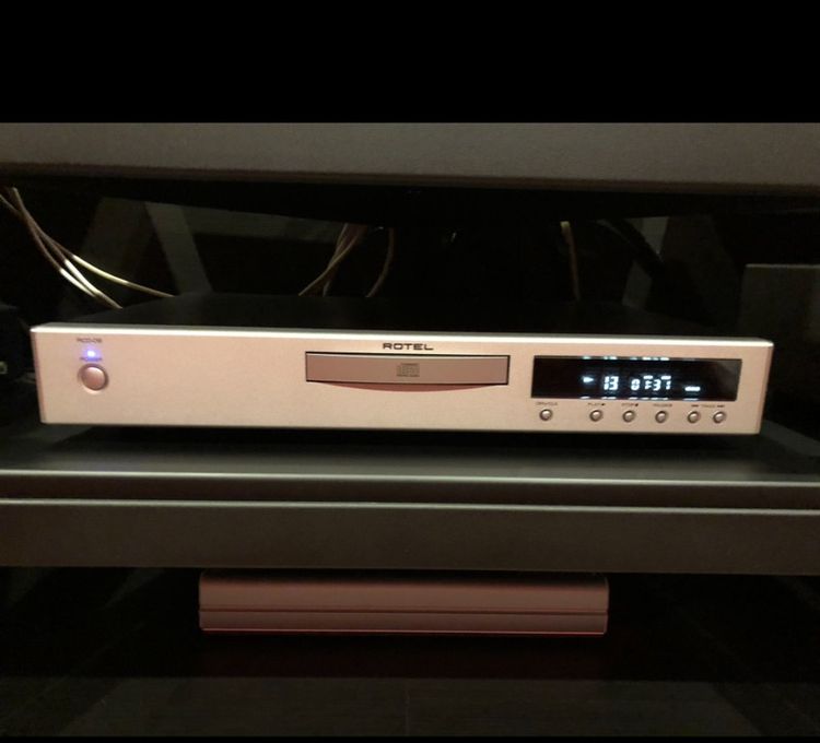 ขาย cd player Denon2560G สีทอง
