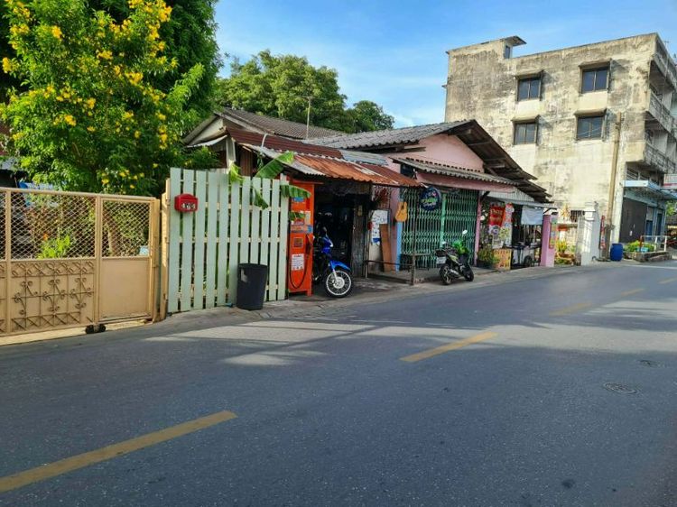 ใช่ ขายที่ดินในซอยสุขสวัสดิ์ 26 มี 2 โฉนด ครับ