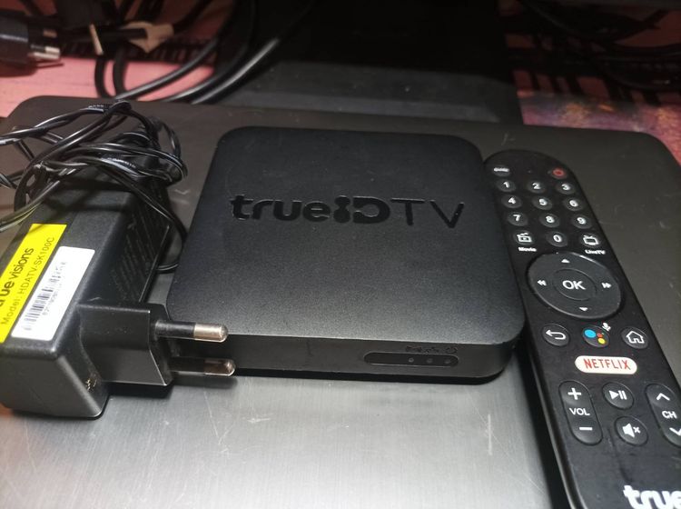 เลือกได้กล่องแอนดรอยTRUEID TV ้ เปลี่ยนทีวีเก่าให้กลายเป็น Smart TV ดูพรีเมียร์ดูแบตดูกีฬาทุกชนิดดูดิจิตอลทีวีไม่ต้องมีเสาเริ่มต้นเพียง 590บ