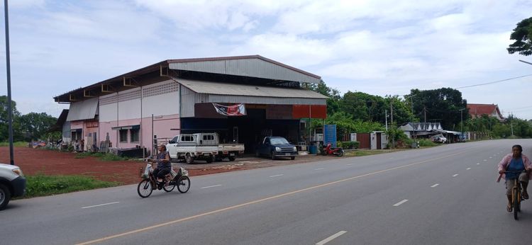 ขายที่ดินพร้อมโกดังมีโฉนดที่ดินเขตอำเภอสูงเนินจังหวัดนครราชสีมา รูปที่ 2