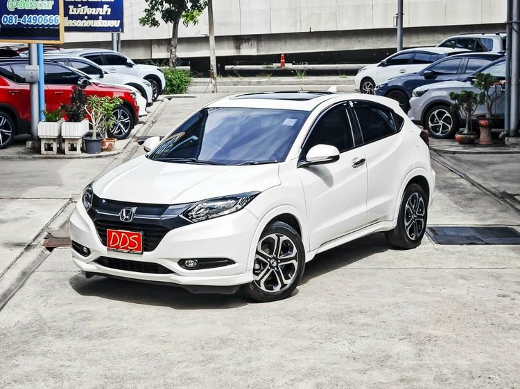 รถ Honda HR-V 1.8 EL สี ขาว