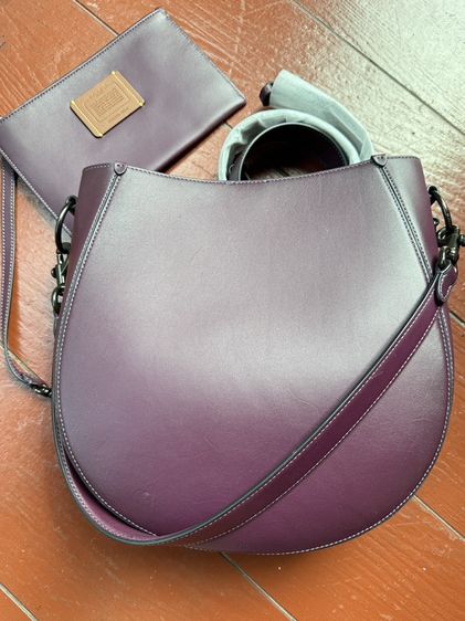 กระเป๋าสะพาย Coach