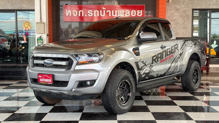 รถ Ford Ranger 2.2 Hi-Rider XLS สี บรอนซ์เงิน