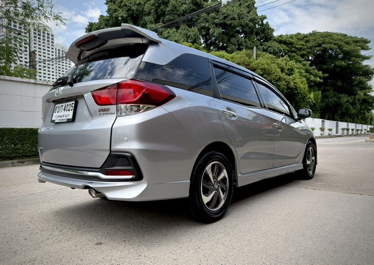 Honda Mobilio 2020 1.5 RS Utility-car เบนซิน ไม่ติดแก๊ส เกียร์อัตโนมัติ เทา รูปที่ 4