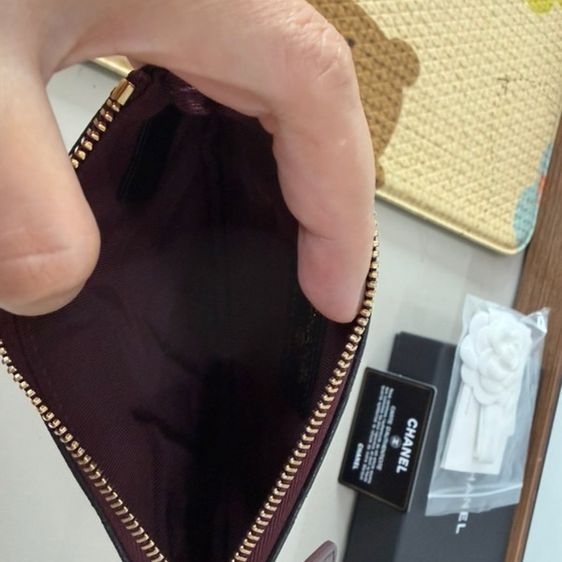 Used Like New Chanel Mini O-Case 6” Black caviar GHWHolo 31 สภาพนางฟ้ามาโปรด! รูปที่ 9